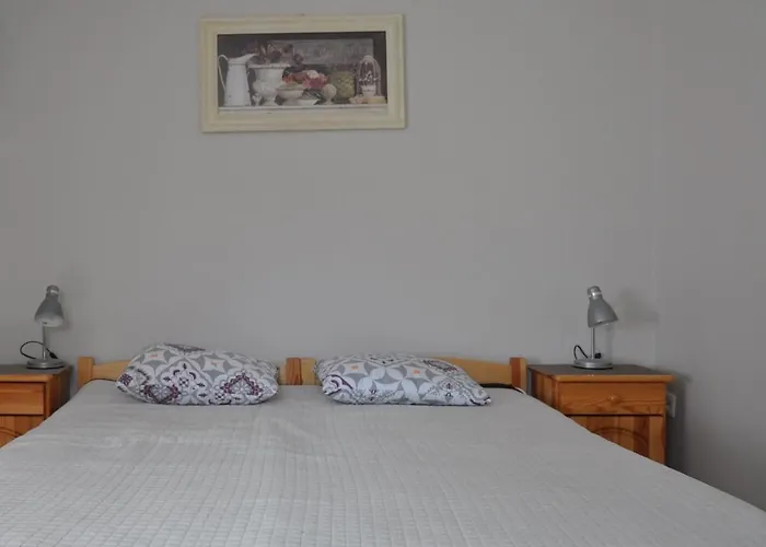 J&t Wczasowe Homestay